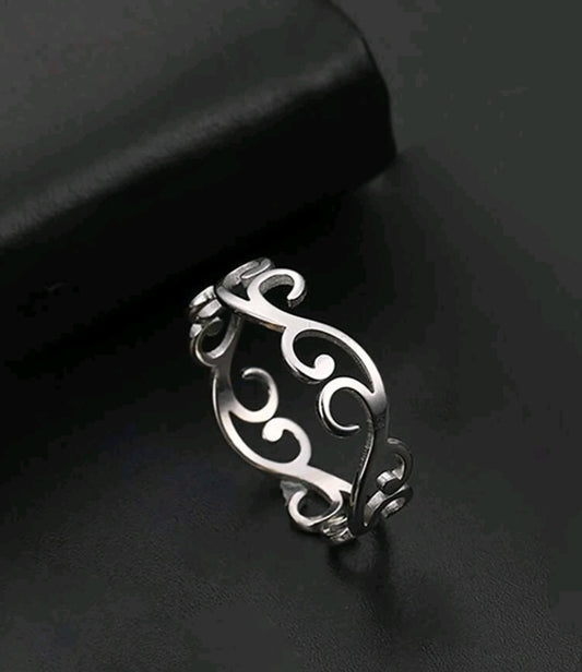 Bague Tribal